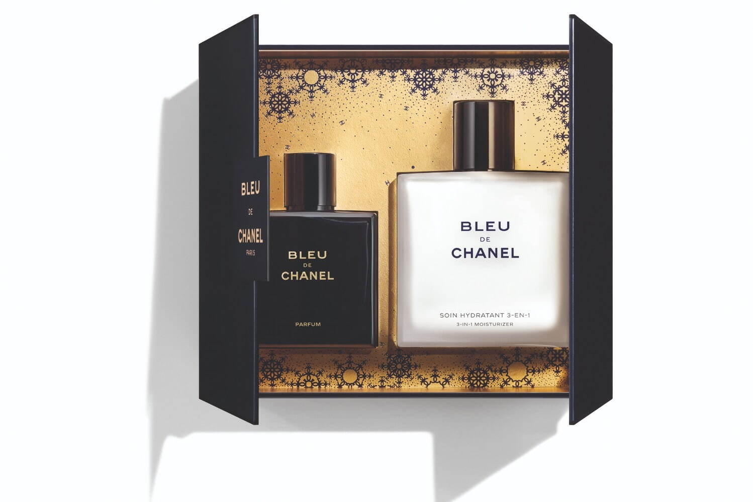シャネル N°5の2024年クリスマスコフレ、“雪の結晶”デザインの限定