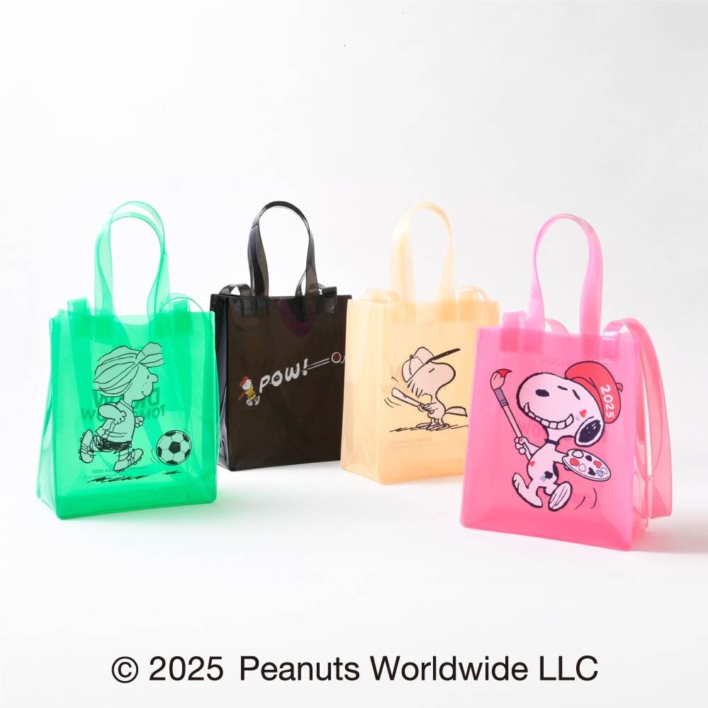 スヌーピー in 銀座」銀座三越で、スヌーピー柄クリアバッグなど約130