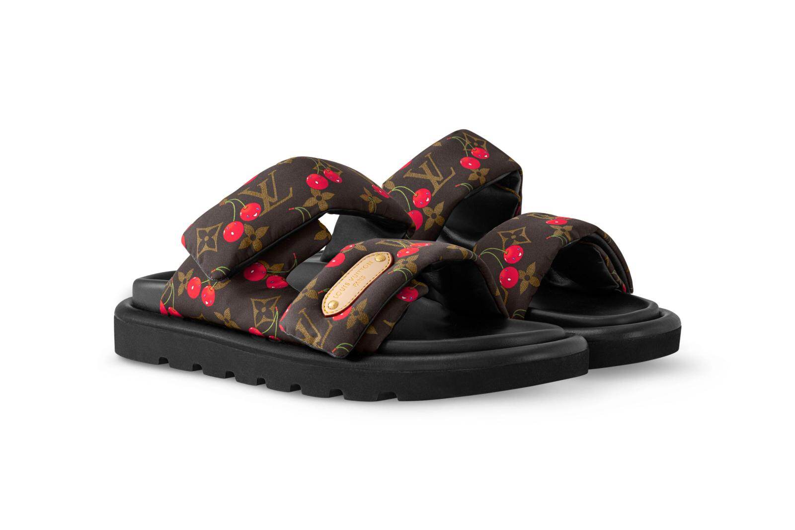 ルイ・ヴィトン × 村上隆“チェリー”を散りばめたサンダル、ふんわり