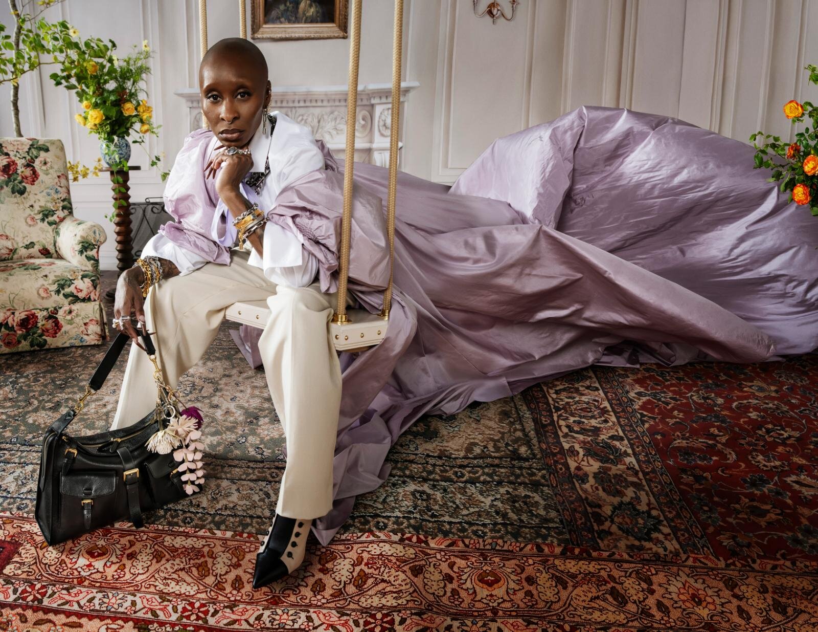 マルベリー“パンクテイスト”の「ロクサンヌ」バッグが復刻、スモール