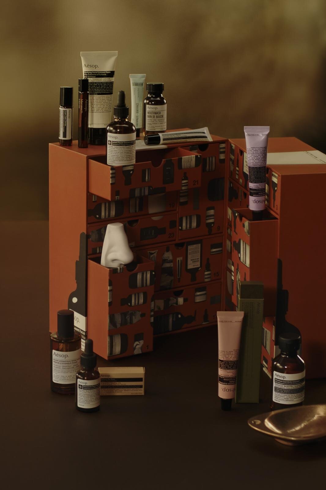 イソップ25年クリスマスコフレ、人気ハンド＆ボディケアやフレグランス