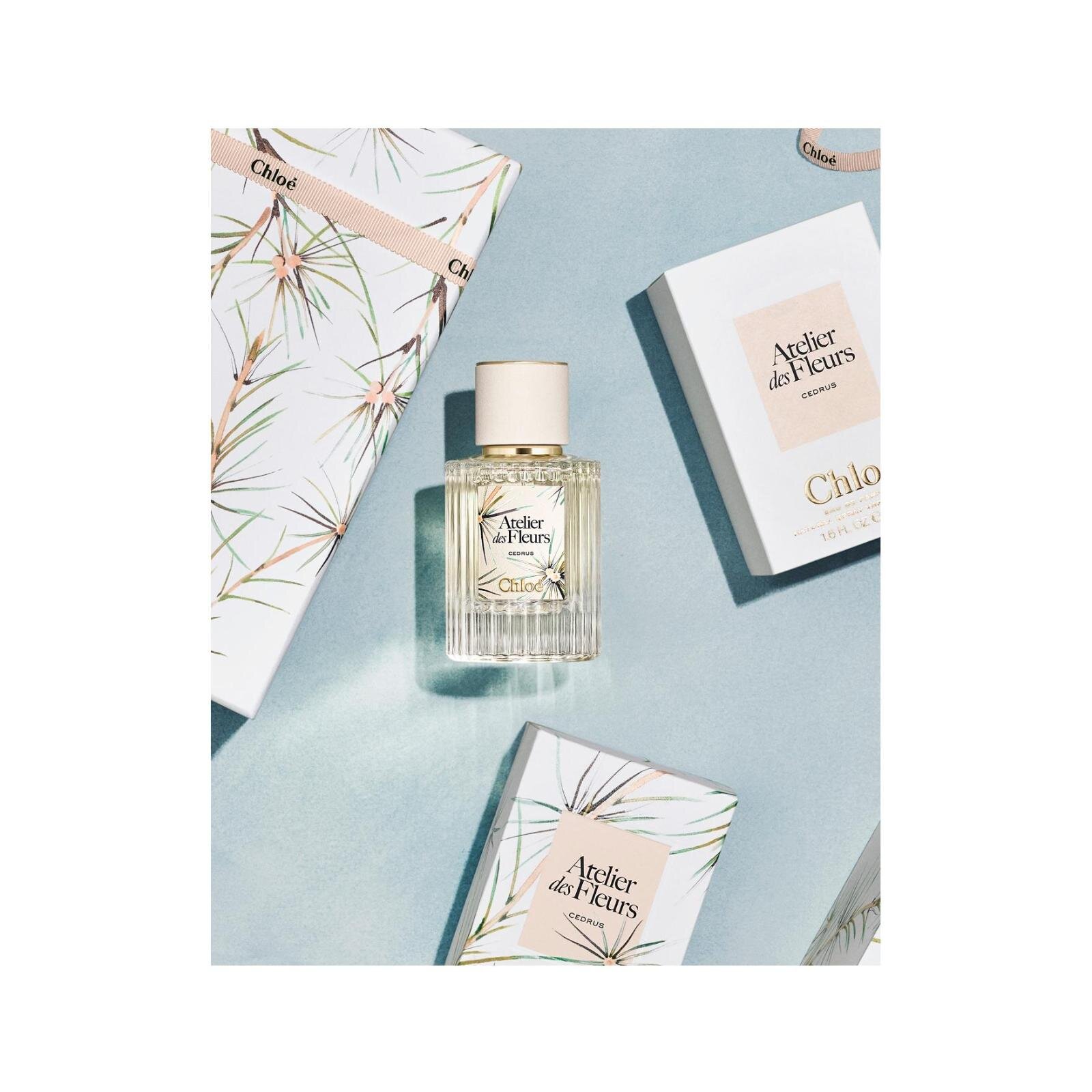 クロエ「アトリエ デ フルール」“シダー主役”のフレグランス、砂色