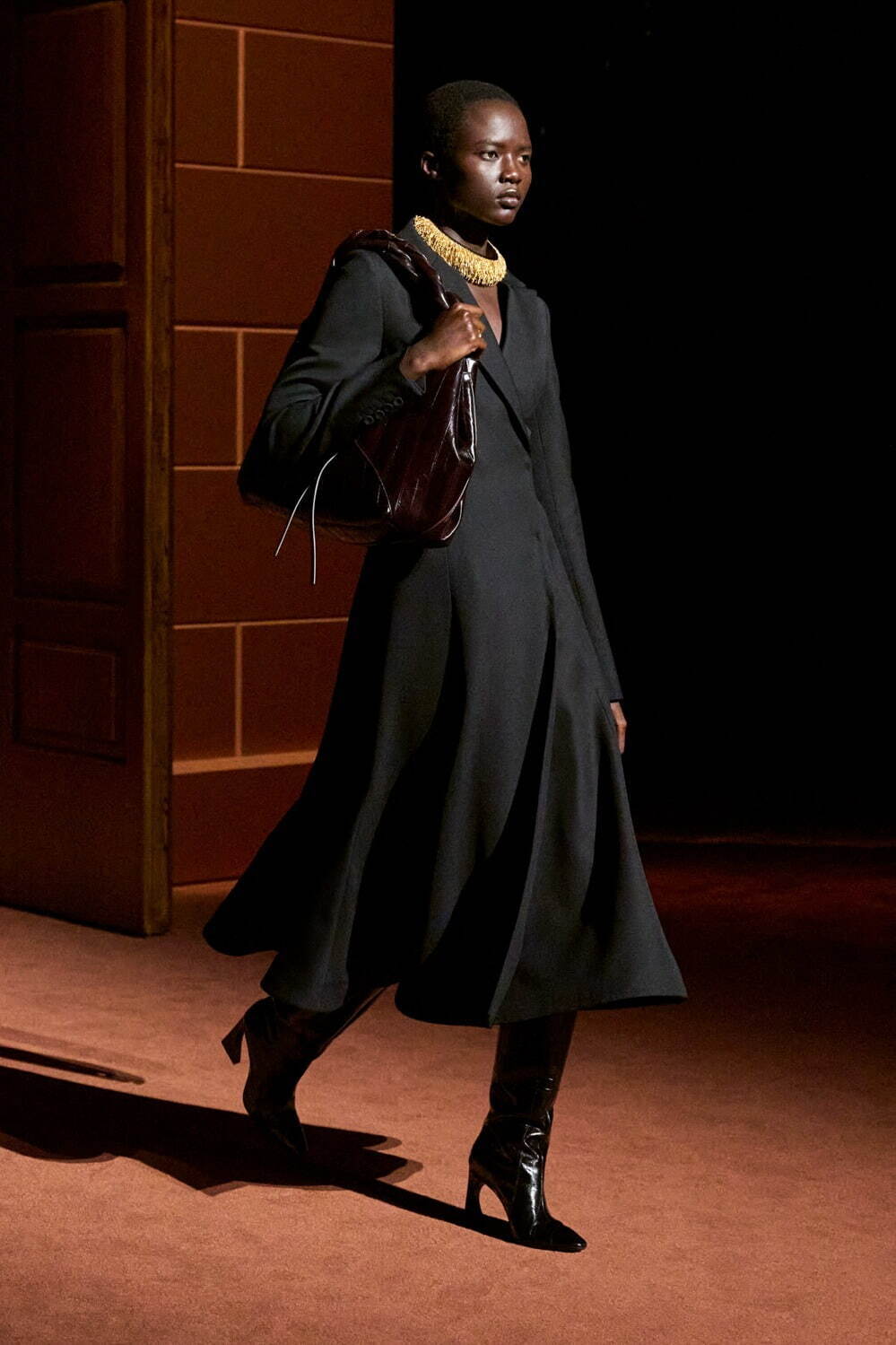 フェンディ(FENDI) 2025-26年秋冬ウィメンズ&メンズコレクション