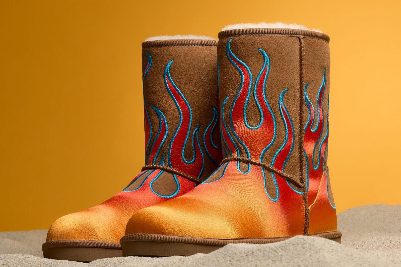 UGG×アンブッシュ”大胆ファー×ヒール”のブーツ、渋谷から着想