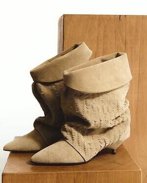 イザベル マランのシューズ、“スエード×レザー”のスニーカー＆ルーズ