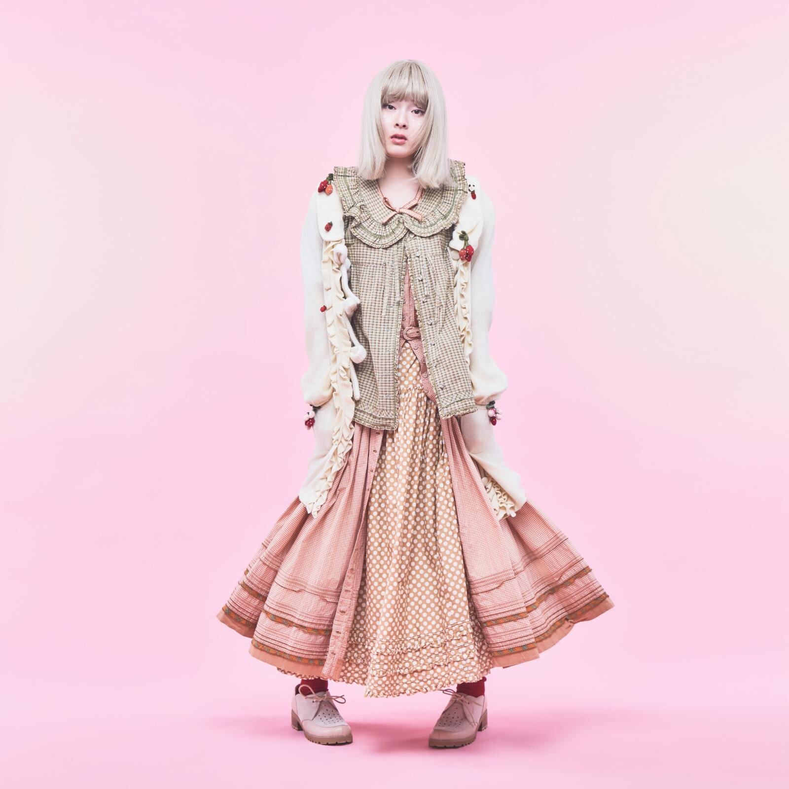 写真58/89｜ピンクハウスポッシュの1点物ウェア、“ニットリボン”並ぶ