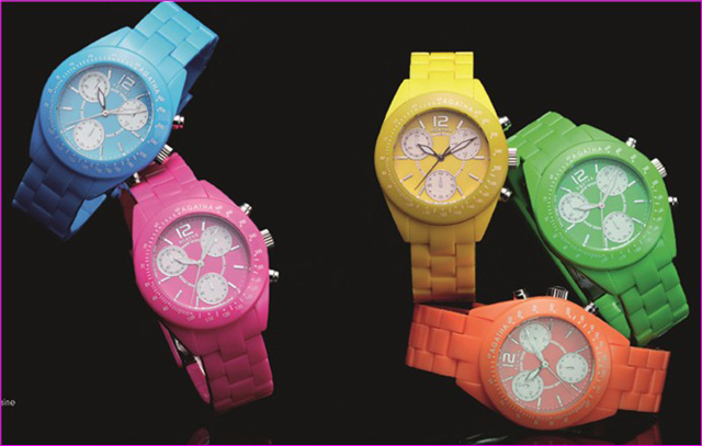 AGATHA PARIS(アガタパリ)のカラフルな新作ウォッチ - ファッションプレス