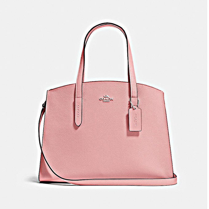 コーチの新作バッグ、カラフルなチェーンバッグ＆ピンクトート
