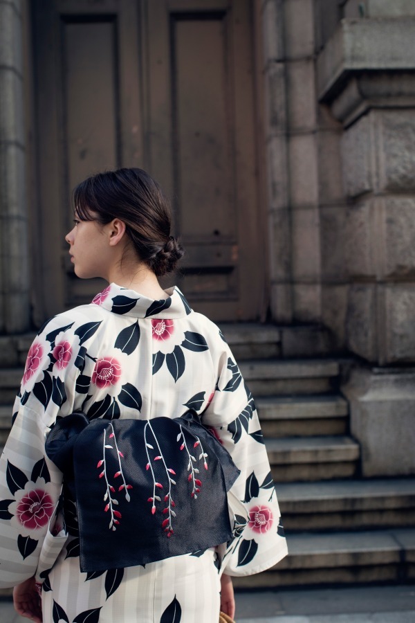 きもの専門店「キモノ バイ ナデシコ」18年新作ゆかた、夏きもの