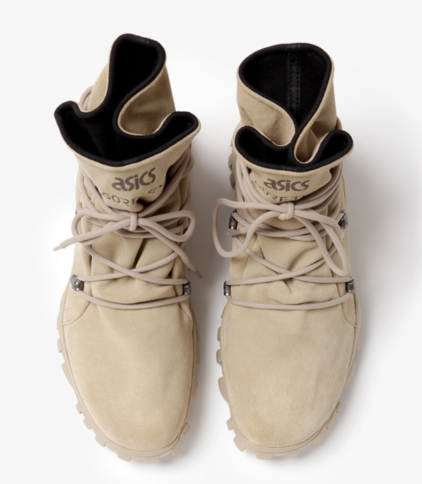 アシックスタイガー×ノンネイティブのコラボシューズ、スエードレザー