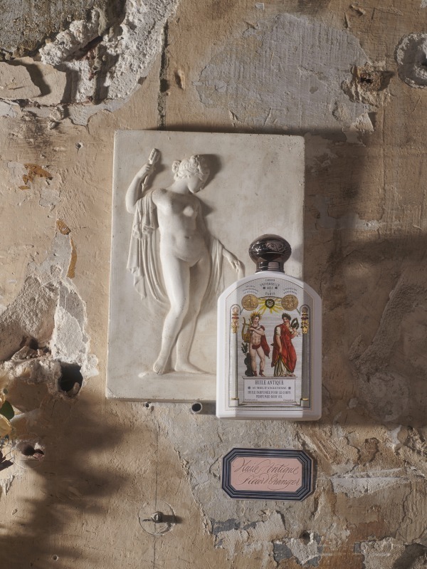 オフィシーヌ・ユニヴェルセル・ビュリー“オレンジの花々”が香る新