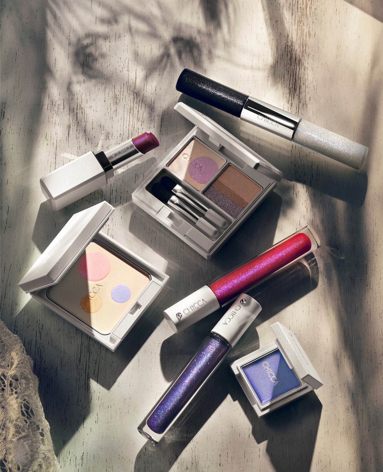 キッカ19年夏コスメ、大人のためのリップグロスに深み色＆“輝く夜空