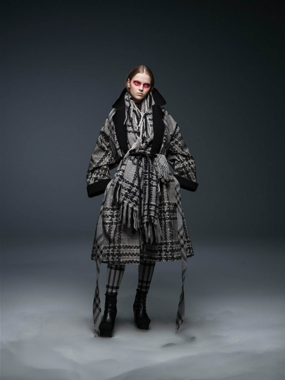 アンダーカバー 2020秋冬ウィメンズコレクション、黒澤明の傑作『蜘蛛