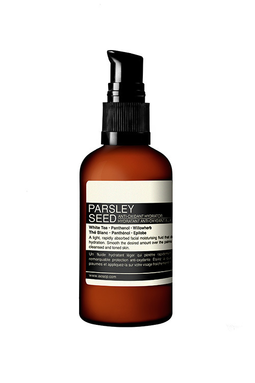 イソップのパセリシード スキンケアラインに、新しい乳液が仲間入り