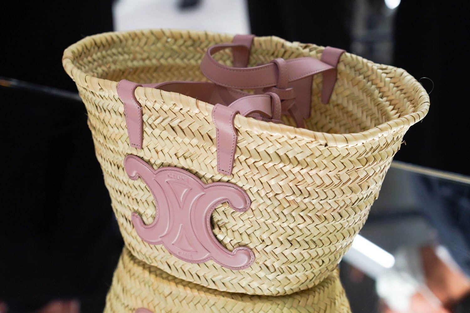 セリーヌが新宿・大阪・札幌に国内初のウィメンズ限定ストア - 限定