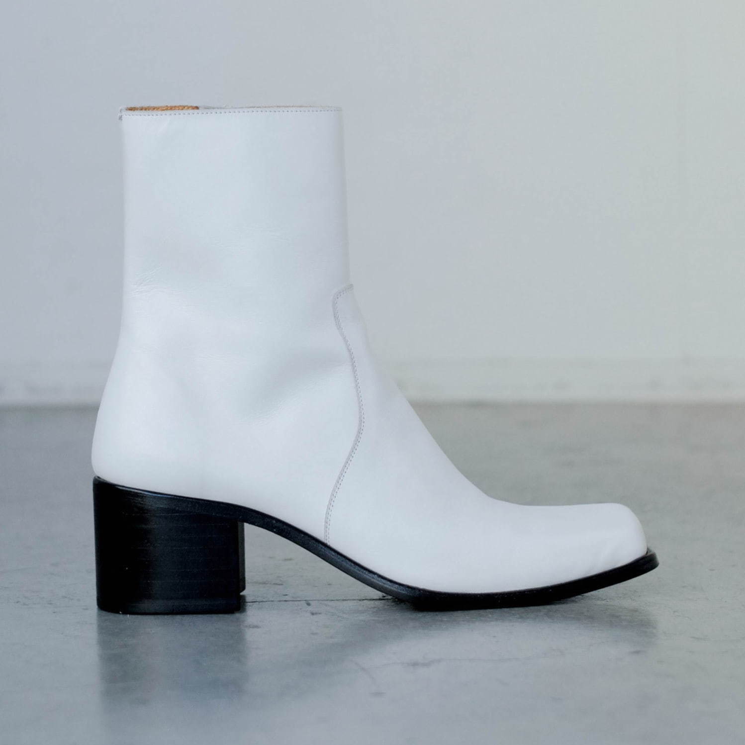 ジョン ローレンス サリバンの直営店限定「スクエアトゥブーツ」新色