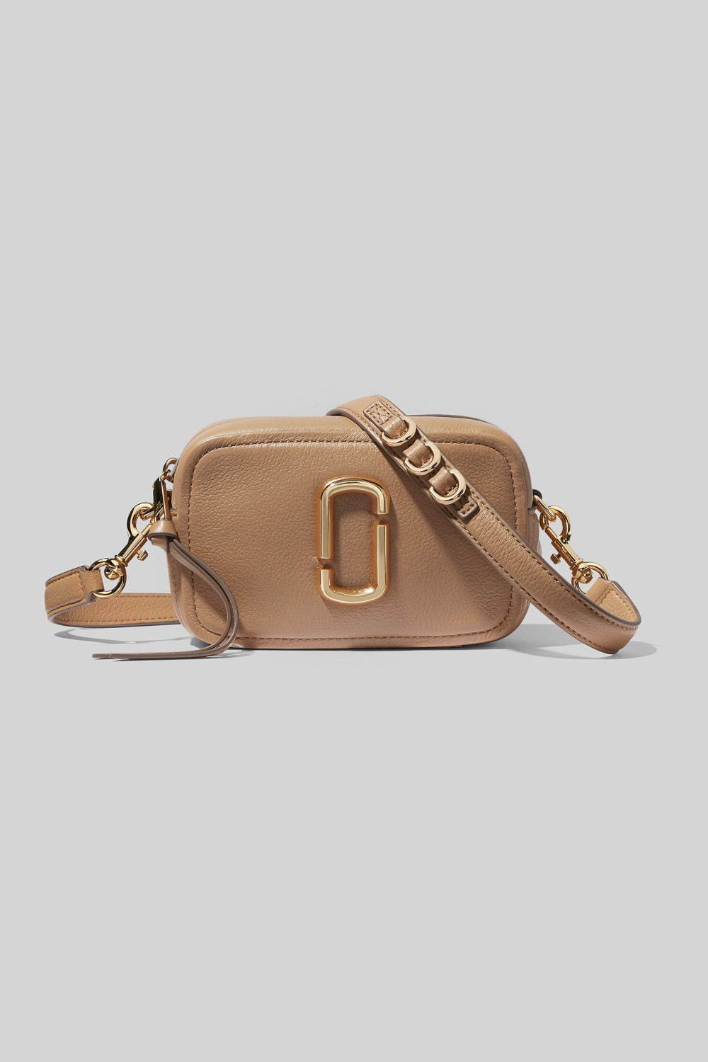 マーク ジェイコブスの新作バッグ、「ザ スナップショット」がエアー