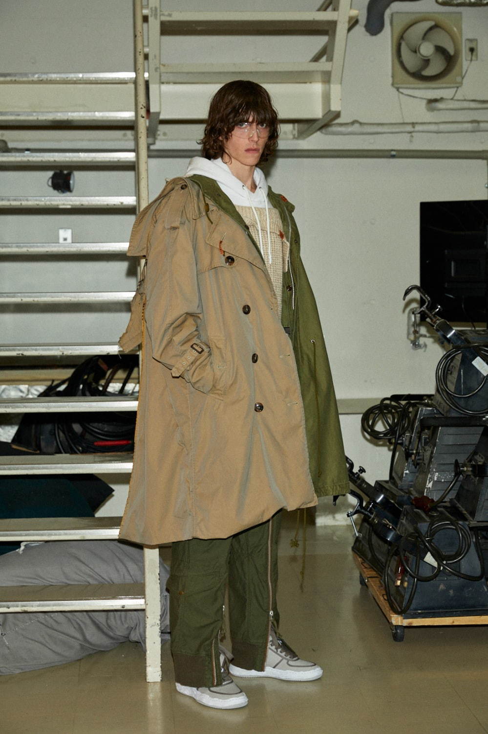 メゾン ミハラヤスヒロ2021-22年秋冬コレクション、二律背反を表現する