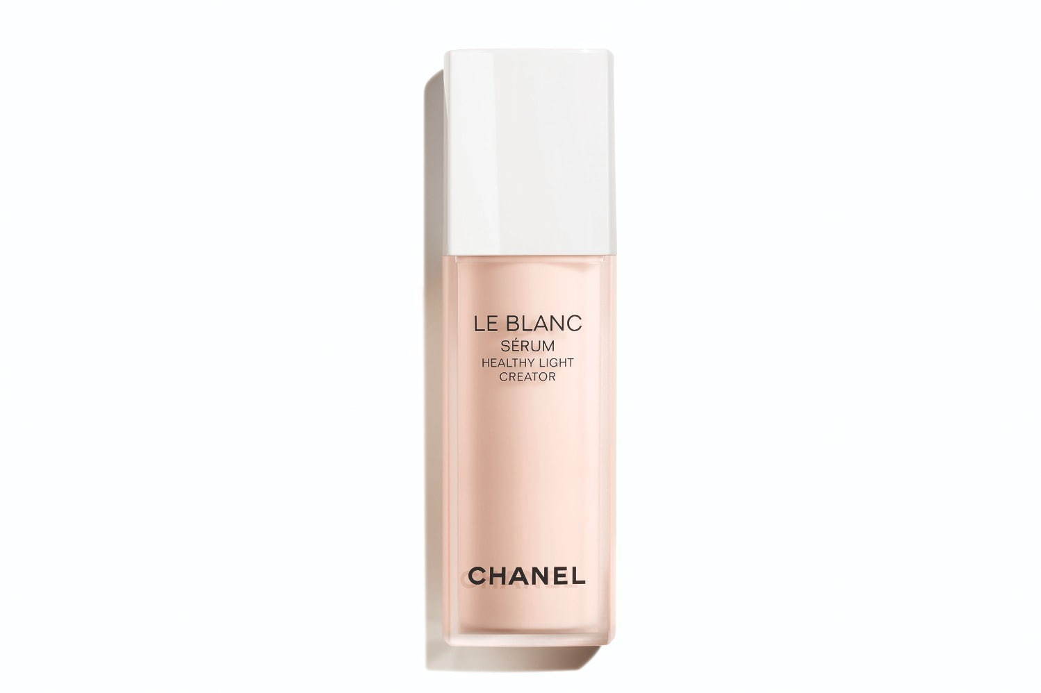 シャネル薬用美白美容液「ル ブラン セラム」進化、ピンク味を帯びた