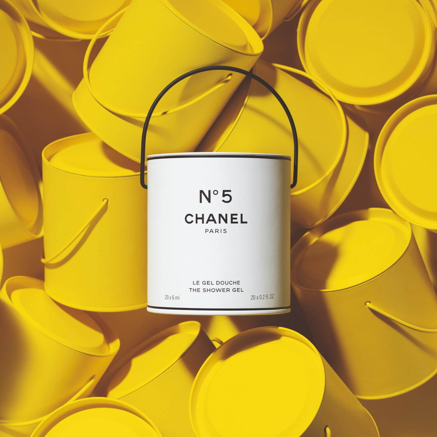 シャネル ファクトリー 5」シャネル N°5の“ペンキ缶”風シャワージェル