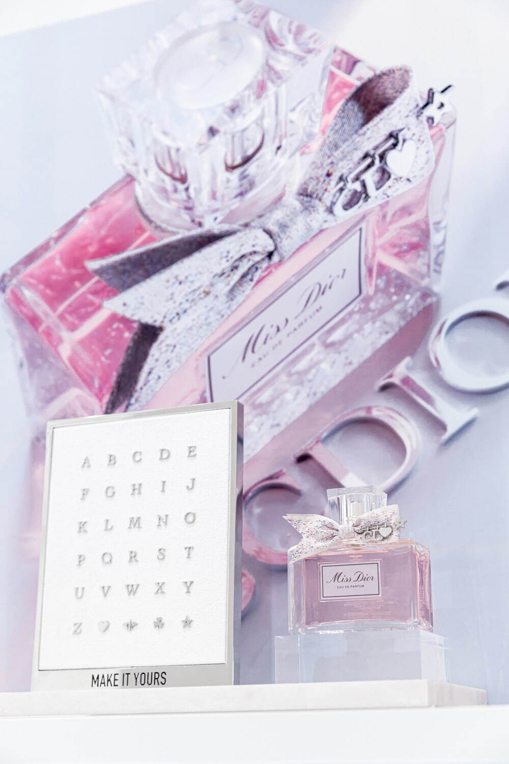 ディオールの名香「ミス ディオール」リニューアル、花束のような香り