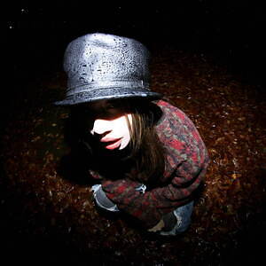 Friday Night Plansの最新デジタルEP『In The Rearview』全7曲収録