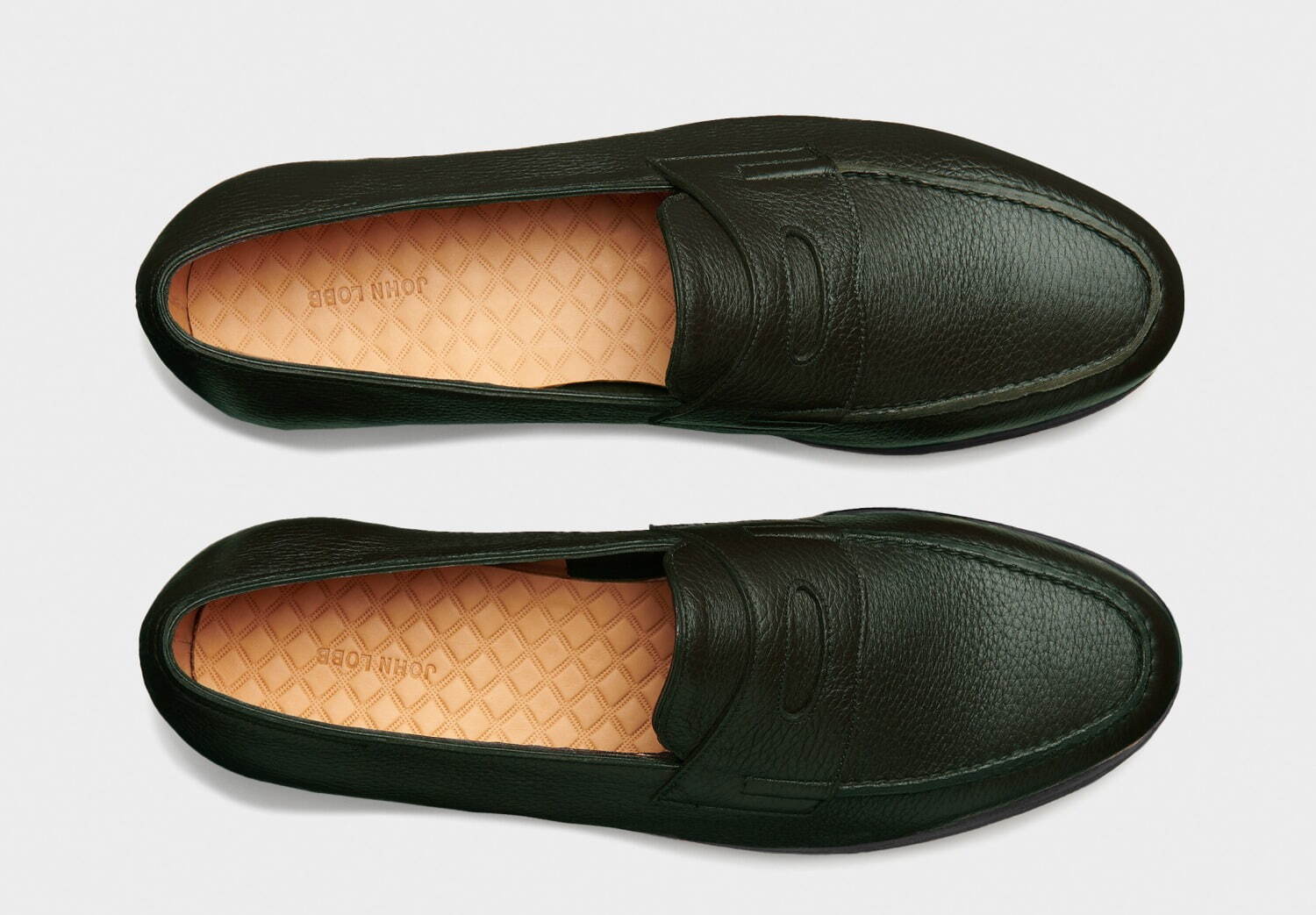 ジョンロブのローファー「ロペス」に日本限定“レア”カラー、深みのある