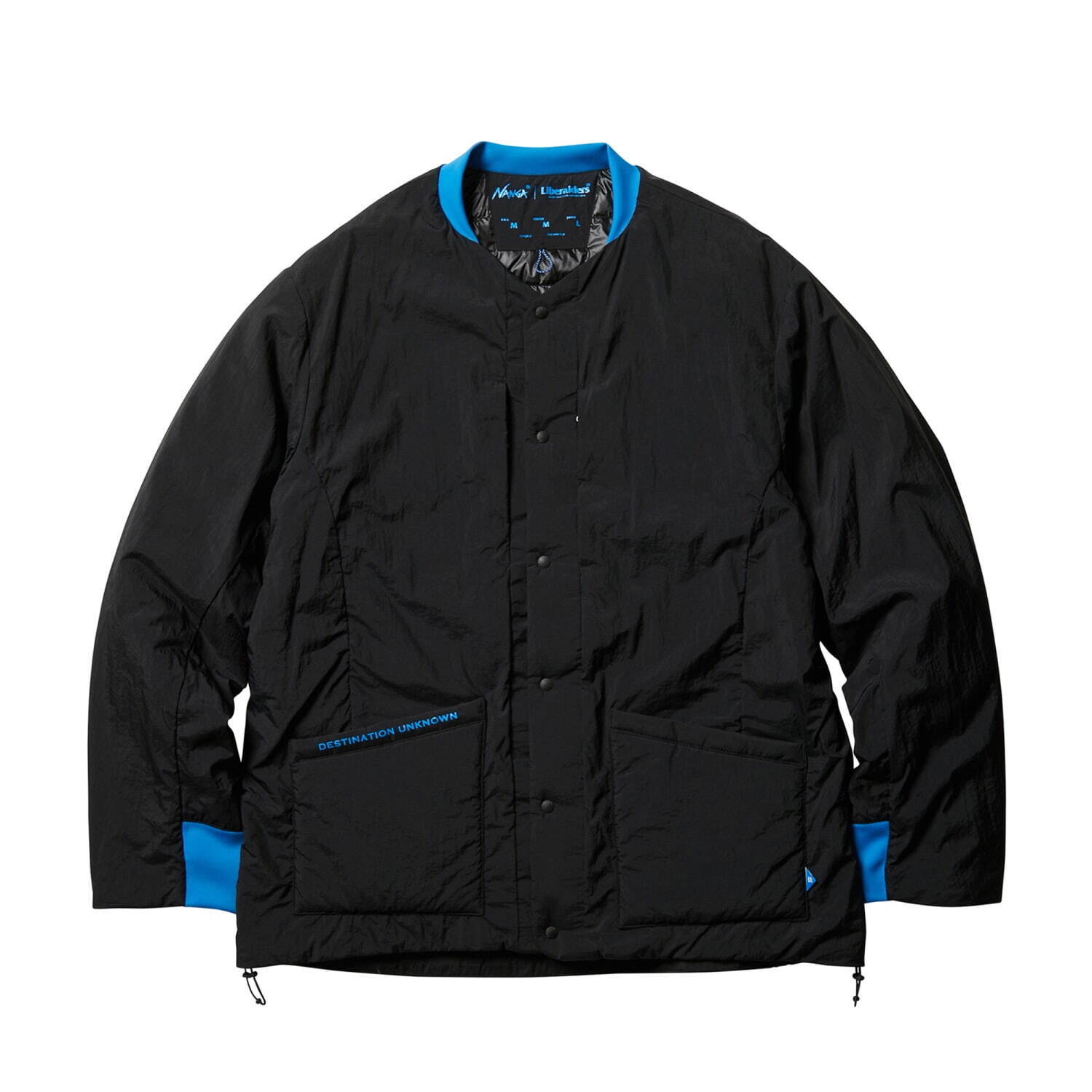 ナンガ×リベレイダースのコラボダウンジャケット、マグネット付き