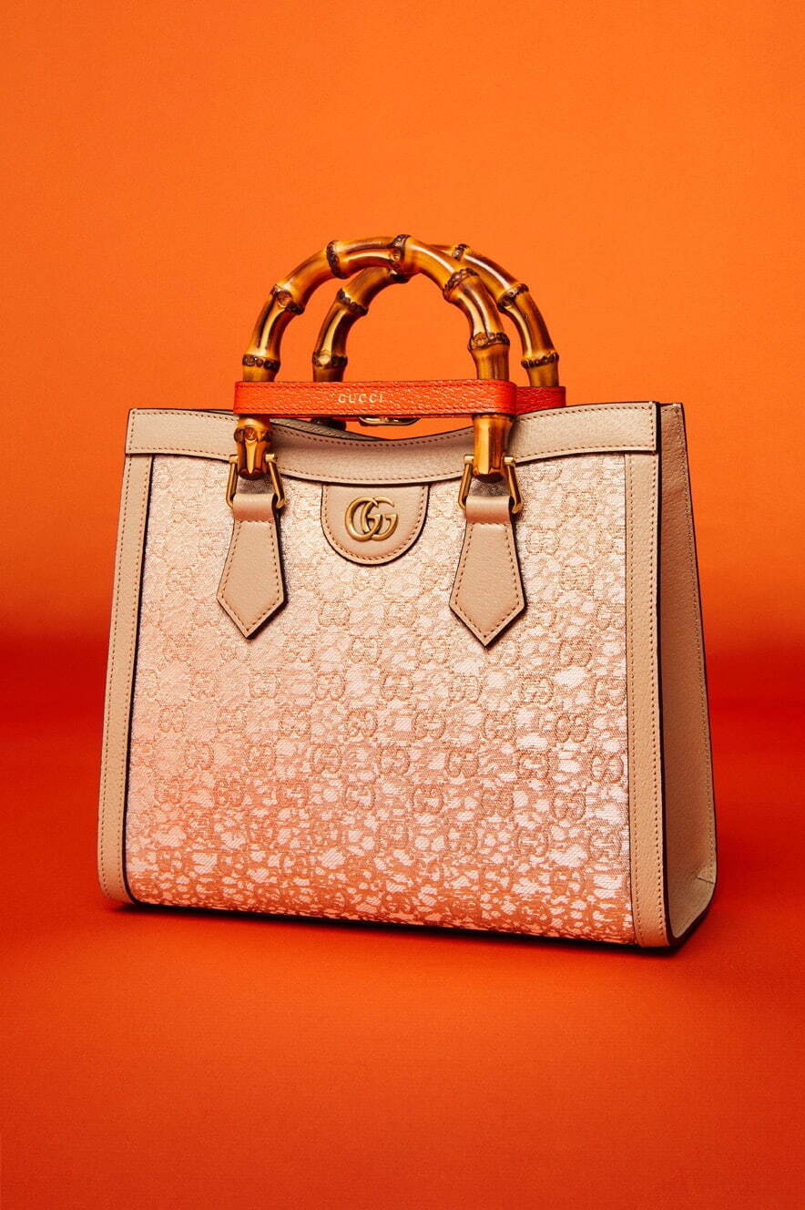 グッチ×西陣織の老舗「細尾」バンブーバッグ、優美な花柄やGGパターン