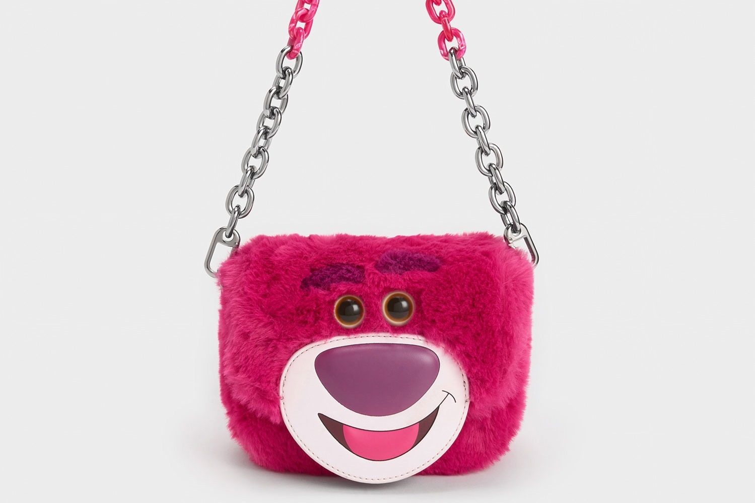 ディズニー/ピクサー「トイ・ストーリー」人気キャラがシューズに