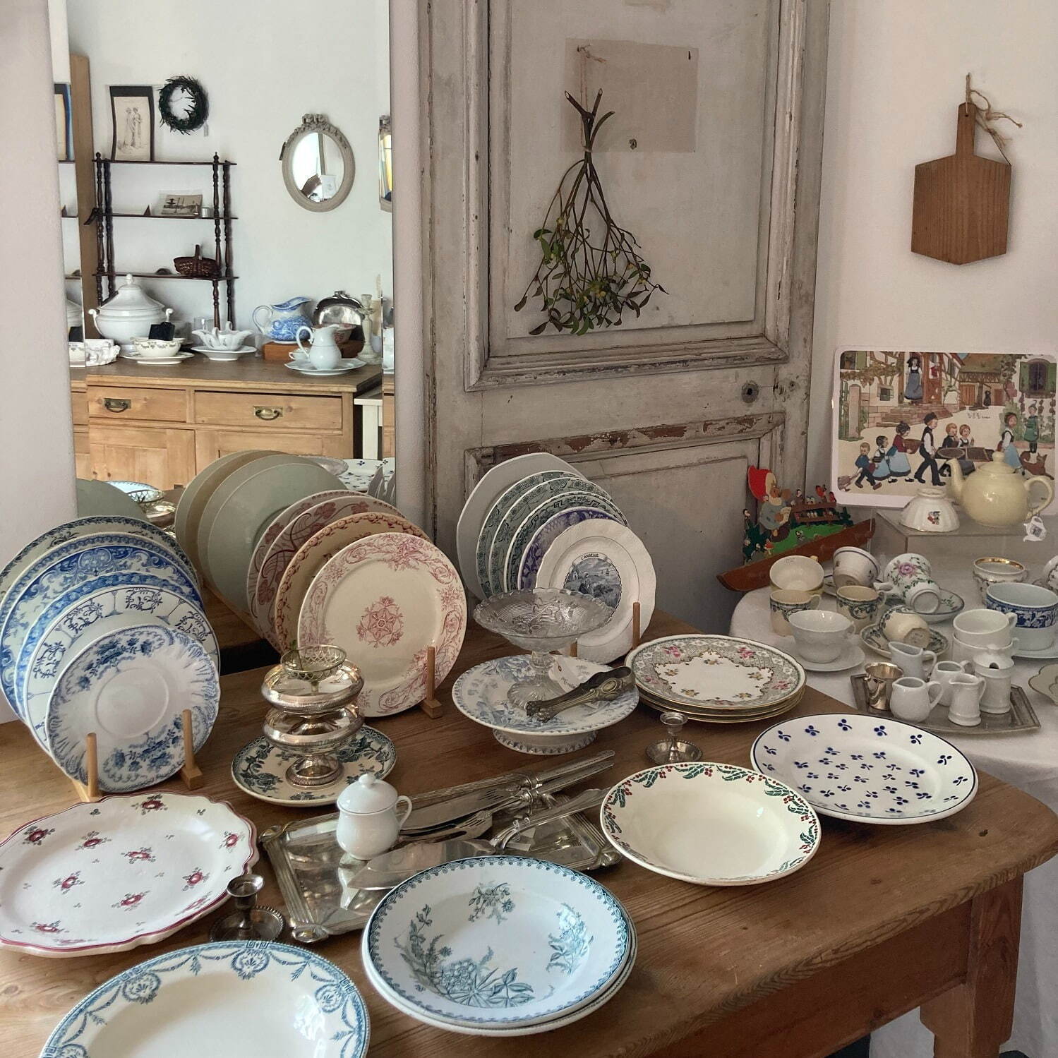 湘南T-SITE「湘南 蚤の市」アンティーク＆ヴィンテージが集結 -雑貨や