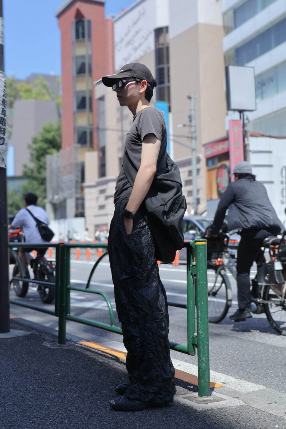 ラフ シモンズ(RAF SIMONS)着用 スナップ - ファッションプレス