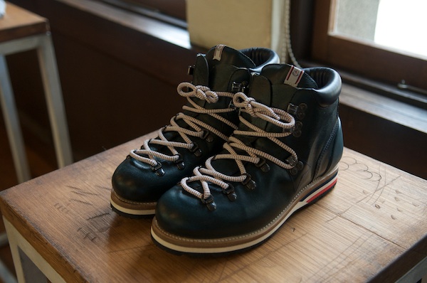 モンクレール、VISVIMデザイナーによる新メンズライン「MONCLER V」初披露