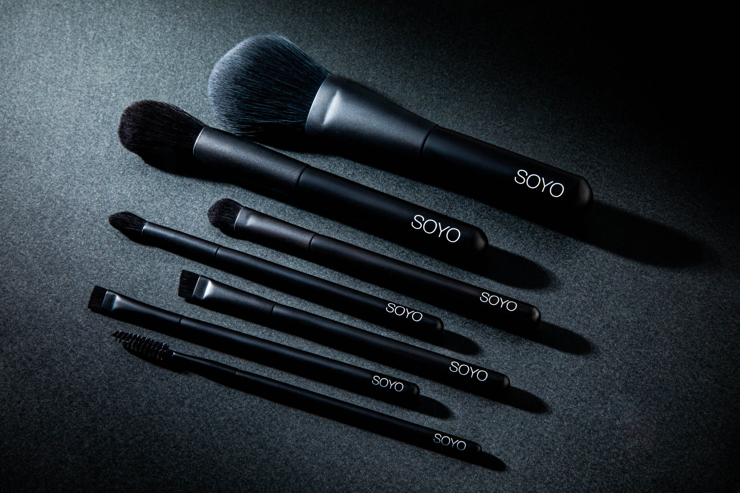 SOYO メイクブラシ10本セット ケース付MIYABI SOYO メイクブラシ10本