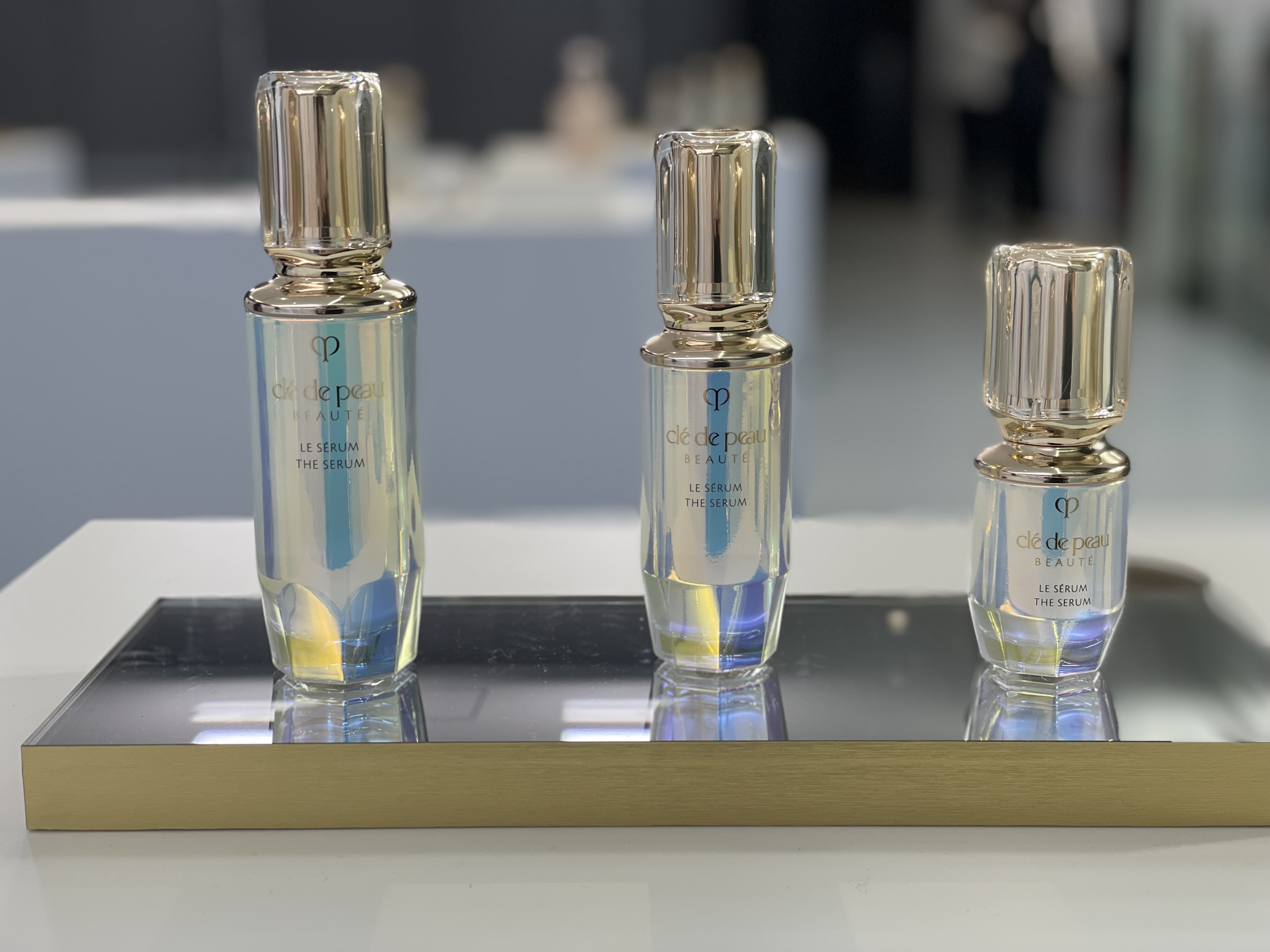 クレ・ド・ポー ボーテ」のアイコン美容液が進化 肌本来の美を呼び覚ます