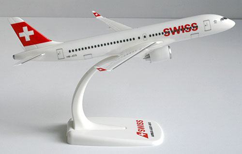 Herpa Snap-Fit SWISS - Airbus A220-300 - 1/200 - Airplane Models