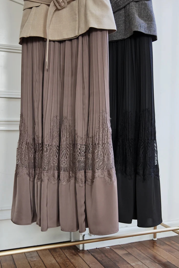 Fubail / Meurice Pleated Lace Dress