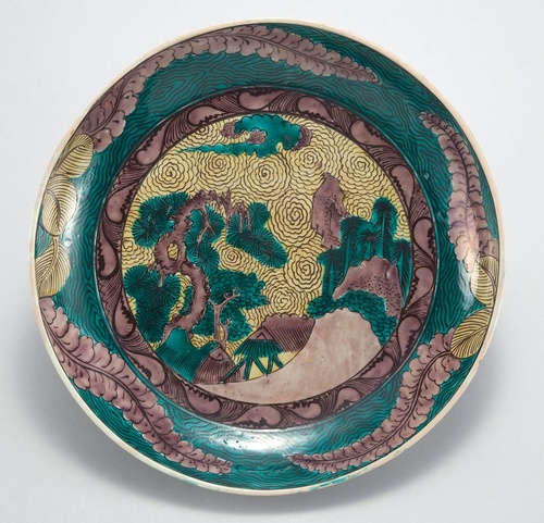 色絵松山水文大皿 | 古九谷様式 | 収蔵品詳細 | 作品を知る | 東京富士