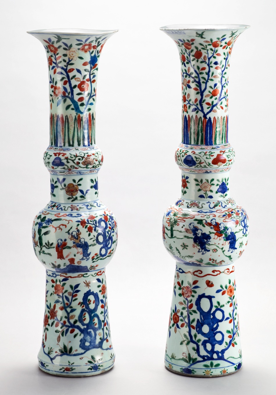 五彩唐子図瓶 | 景徳鎮窯 | 収蔵品詳細 | 作品を知る | 東京富士美術館