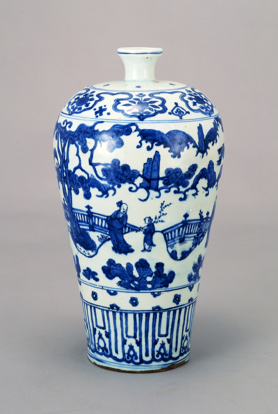 青白磁 花瓶 人物と風景の絵柄 青白磁 花瓶 人物と風景の絵柄 青白磁