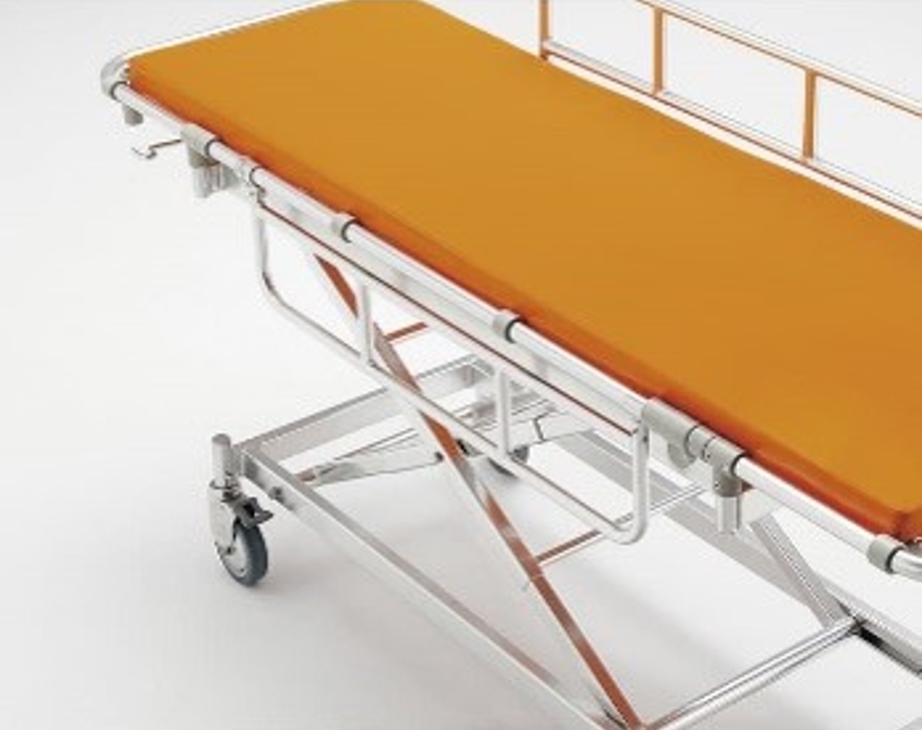 MRI室用ストレッチャー（松永製作所） | フジデノロ株式会社