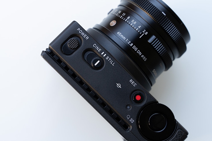 SIGMA fp 実写レビュー | コンパクトなフルサイズミラーレスカメラ