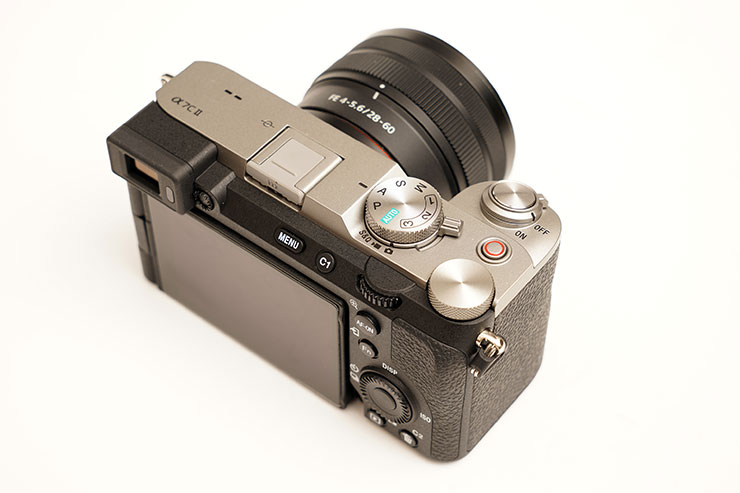 SONY α7C II レビュー× 鹿野貴司｜AF性能は上位機を凌駕！コンパクトな