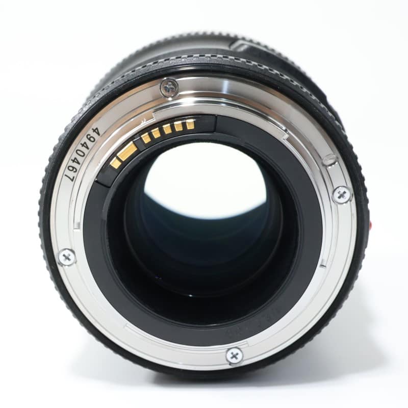 Canon EF100mm F2.8Lマクロ IS USM 中古 C2120148344373｜中古通販