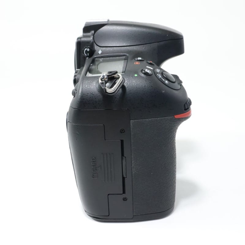 Nikon D800 ボディ AB-ランク 中古｜フジヤカメラ