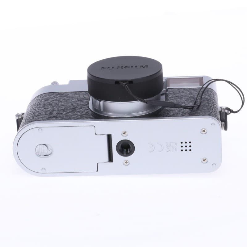富士フイルム X half (FUJIFILM X-HF1) シルバー 中古 C2120172903355