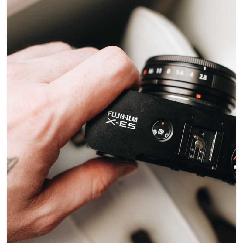富士フイルム FUJIFILM X-E5 XF23mmF2.8 R WR レンズキット ブラック
