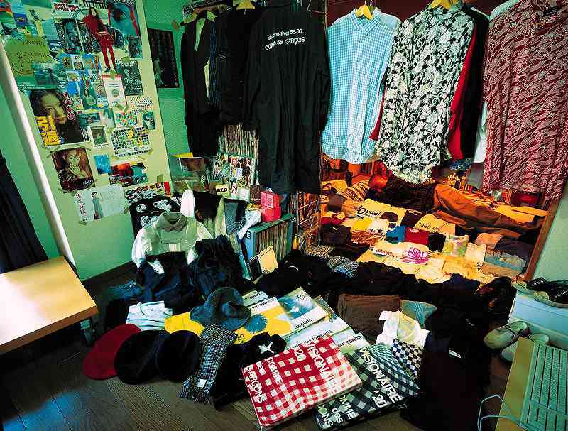 着倒れ方丈記 HAPPY VICTIMS（都築響一）』 販売ページ | 復刊ドットコム