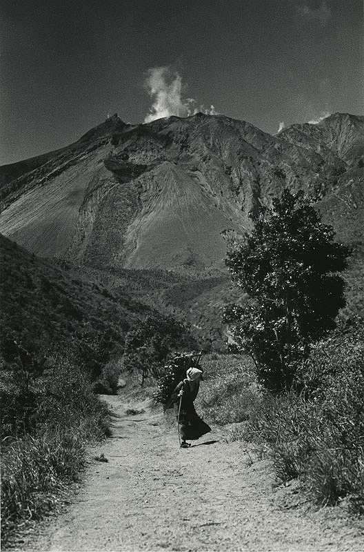 HUMAN LAND 人間の土地（奈良原一高）』 販売ページ | 復刊ドットコム