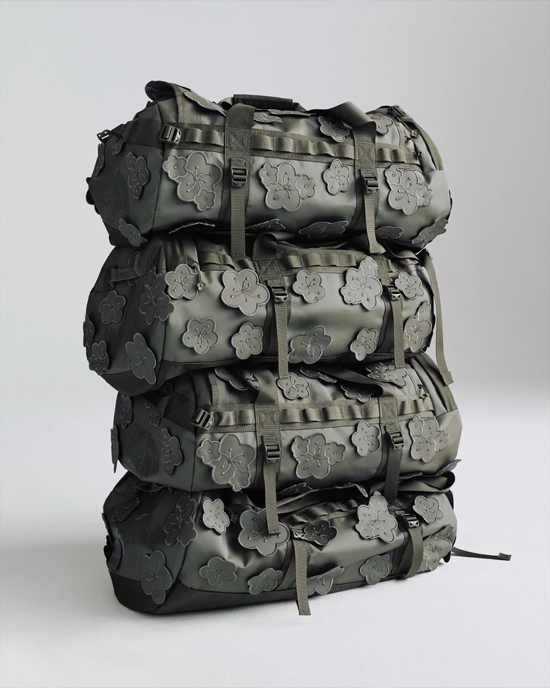 ニュートープグリーン”カラーに再解釈されたTHE NORTH FACE × Cecilie